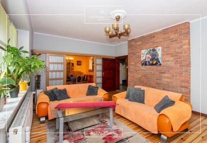 Dom wolnostojący w wyjątkowej lokalizacji!