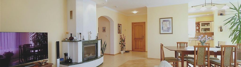 Dom z 2 garażami i fotowoltaika