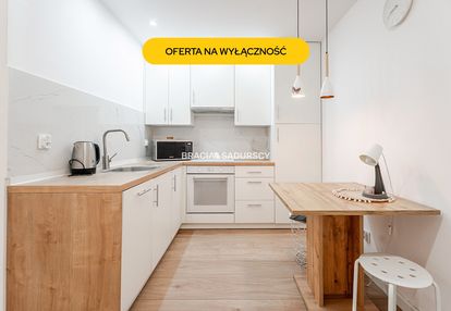 Lokal usługowy ok. 55,3m2 stare miasto!