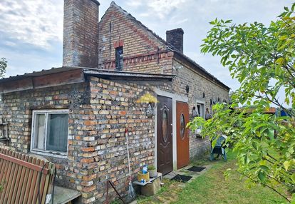 Budynek gosp. przerobiony na domek mieszkalny