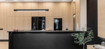 Wysoki 3m premium apartament z ogródkiem | bez pcc