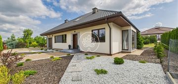 Dom wolnostojący w fordonie, parterowy, 2 garaże