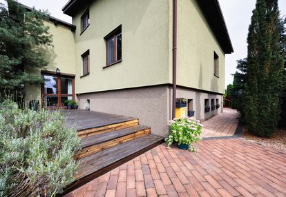 Dom z dużym ogrodem i prywatnością | ciele