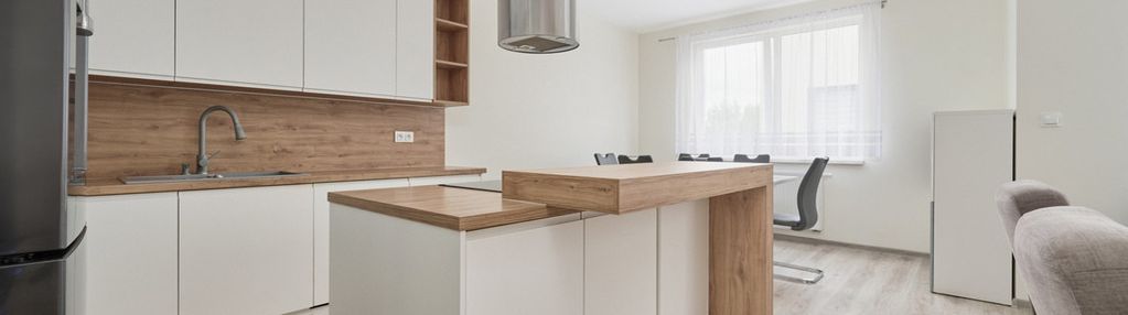 Dwupoziomowe mieszkanie, 5 pokoi, 120m2, ul główna