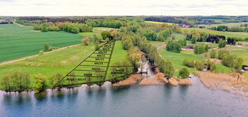 Kompleks pięknych działek nad jeziorem rydzówka.