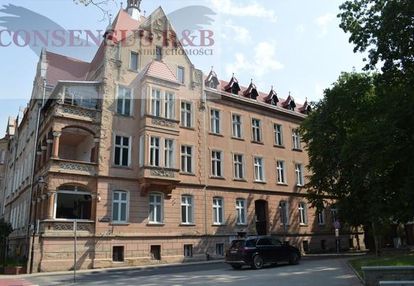 Klimatyczne mieszkanie w zabytkowej kamienicy