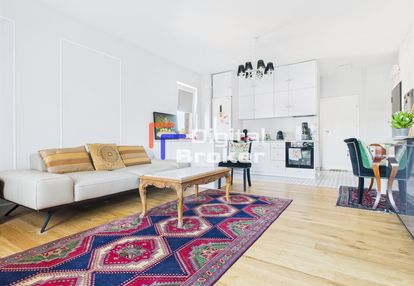 **wykończone 2 pokoje na zawadach**duży balkon**