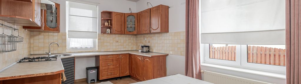 Dom wolnostojący na jasieniu