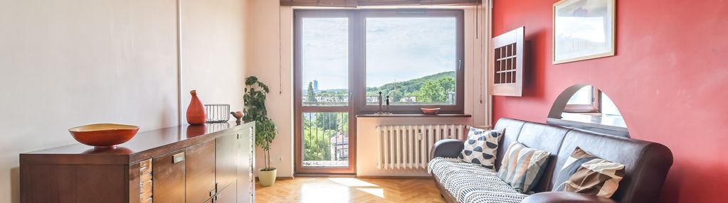 4-pokojowe mieszkanie z balkonem