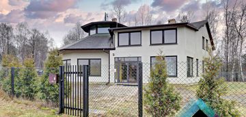 Dom z potencjałem inwestycyjnym 366 m² | 2 wejścia | działka 2682 m²