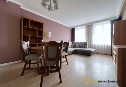 2 pokoje i rozkład i idealne dla pary i powstańców