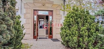 Doskonała lokalizacja dom 450m2 al. wilanowska