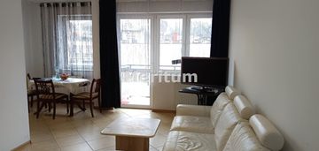 2 pokoje w mieszkaniu 3-pokojowym