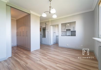 Kawalerka | wnęka sypialna | os polskich skrzydeł