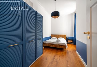 Nowy świat/ kamienica przedwojenna/ stylowe