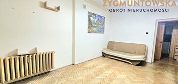 Mieszkanie 3-pokojowe na drugim piętrze