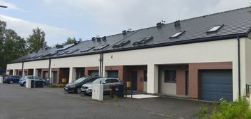 Bliźniak o powierzchni 158m2 ,5 pokoi,garaż,ogród