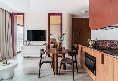 Designerski apartament z widokiem na marinę