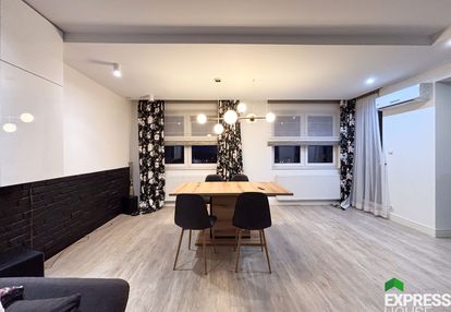 Dwupoziomowy apartament - parkitka