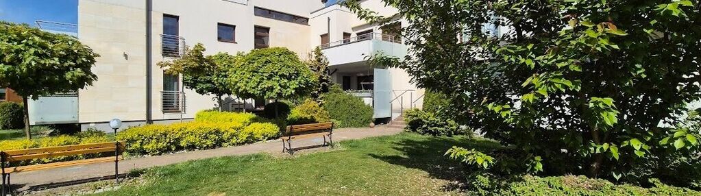 Prestiżowe miejsce, jak w parku, zamykany teren !!