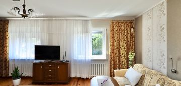 Komfortowy dom z garażem, 143 m² spokojna okolica