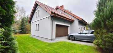 Uroczy  dom w arciechowie nad zalewem zegrzyńskim