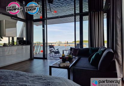 Na sprzedaż: wyjątkowy houseboat w marinie