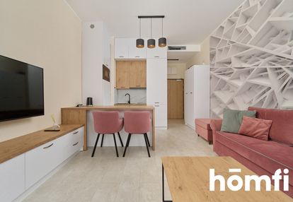 Mieszkanie z ogrodem/ brzoskwiniowa