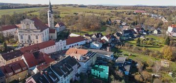 Mieszkanie w rynku z tarasem i ogrodem.