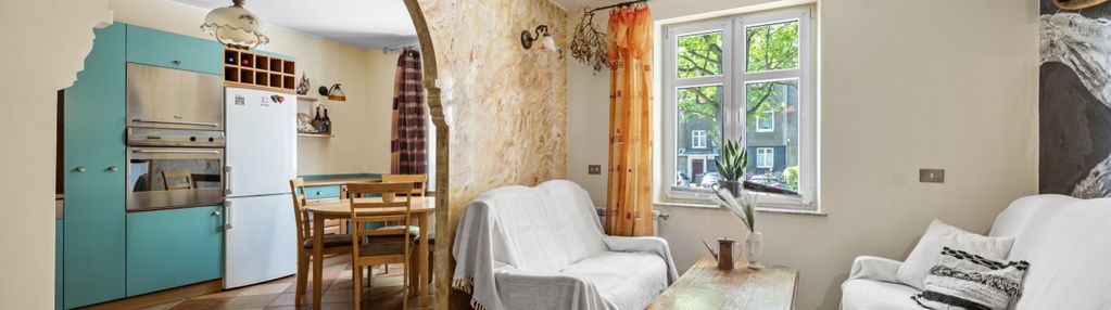 Gotowe do zamieszkania| wrzeszcz| kamienica|balkon