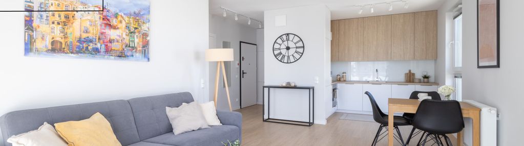 Stylowy lokal z  balkonem i miejscem parkingowym