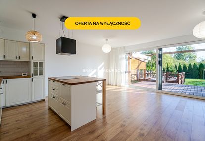 Bez skosów, 3 sypialnie, basen. skotnicka.
