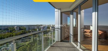 Bronowice salwator tower 13 piętro widok balkon