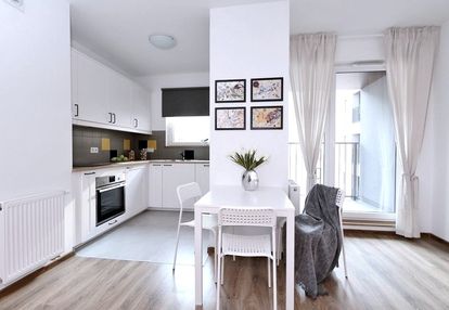Apartament 2 pokoje, balkon, garaż -soho faktory