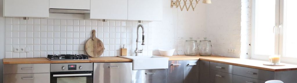 Stary mokotów | po remoncie | wysokie | kominek