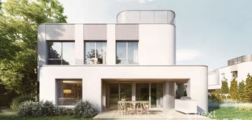 Dom na modernistycznym osiedlu