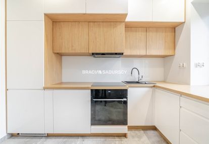 2 pokoje 49m2/serce nowej huty/cisza i spokój