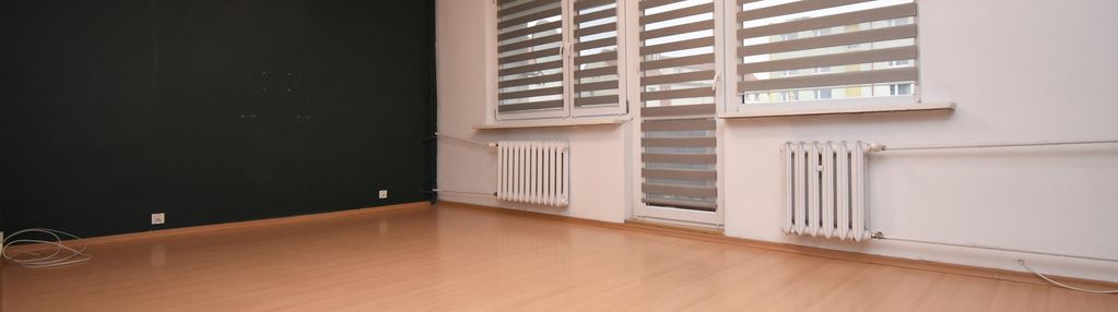 Trzypokojowe mieszkanie, na parterze, balkon!