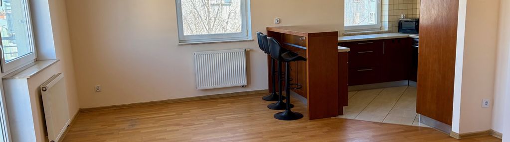 Przestronne mieszkanie w świetnej lokalizacji.