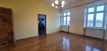 Mieszkanie przy ul. mniszej z garażem