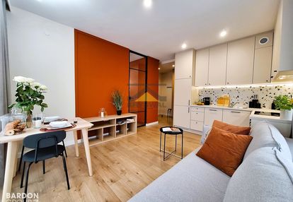 Apartament w centrum miasta z dużym tarasem!