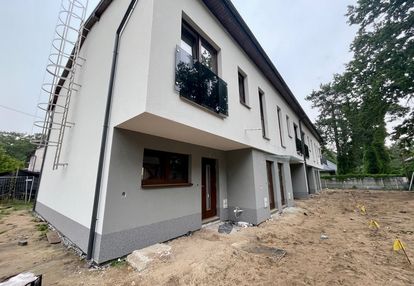Nowoczesny apartament z prywatnym wejściem i loggią wesoła