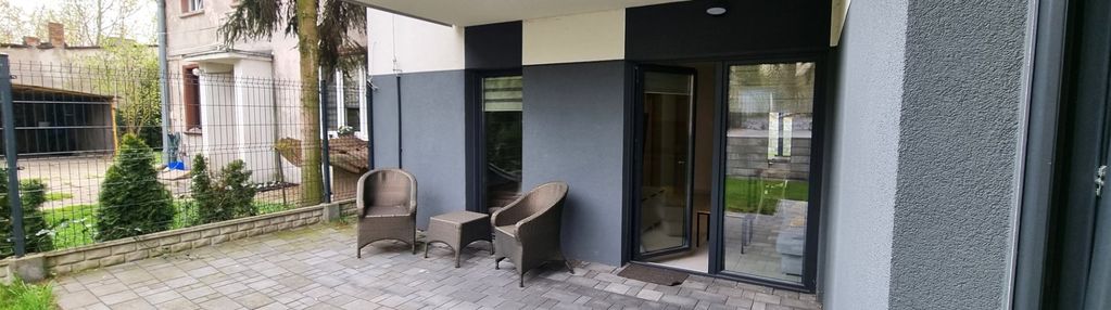 Apartament 2 pokoje, taras/ogródek, parking