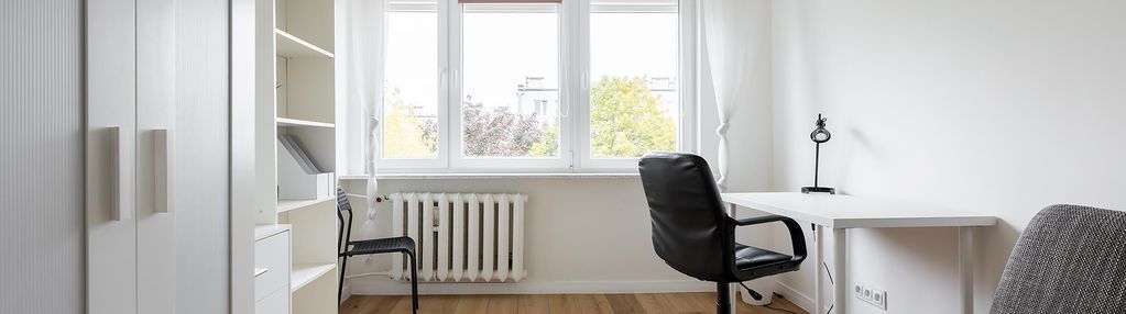 5 niezależnych pokoi | meble | balkon | brak pcc