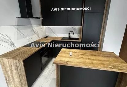 Miejsce garażowe podziemne oraz komórka w cenie!!!