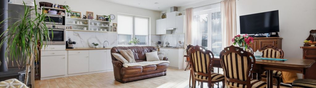 Parterowy dom wolnostojący z 2 tarasami