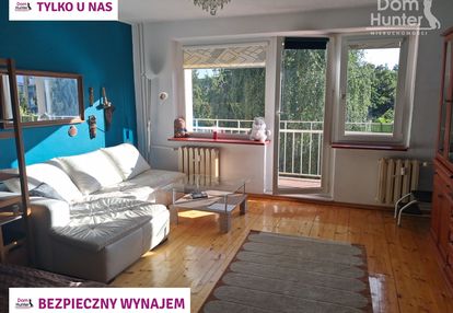 Duże dwupokojowe mieszkanie z oddzielna kuchnią