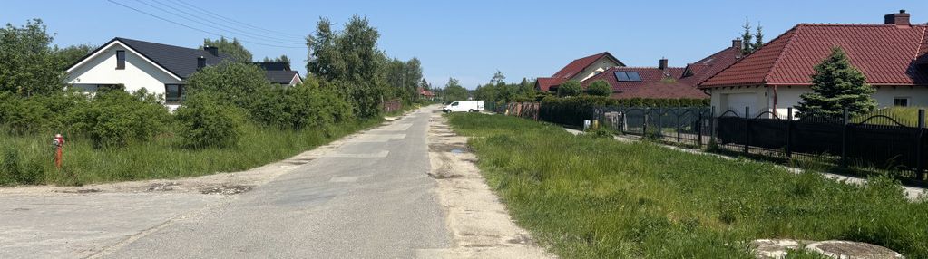 Przestronna działka na płaskim terenie