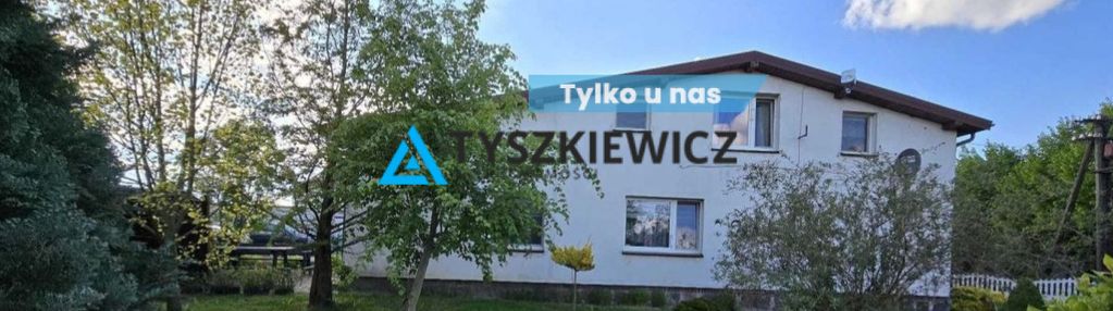 Dom wolnostojący z podziałem na dwa mieszkania.