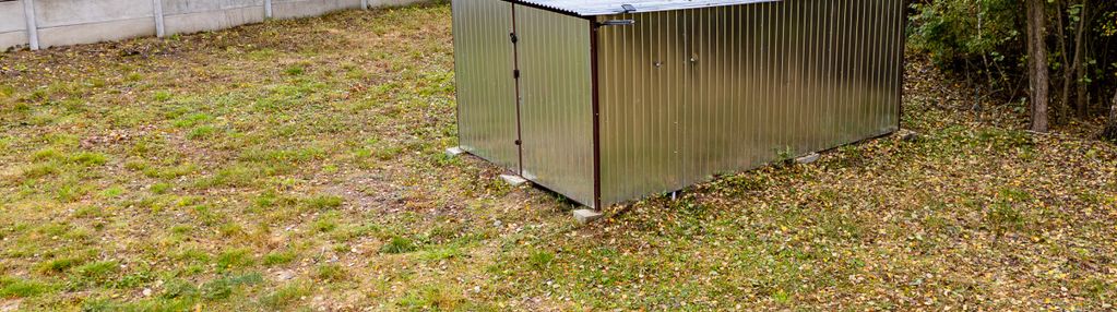 Piękna działka przy lesie ( doprowadzony prąd )